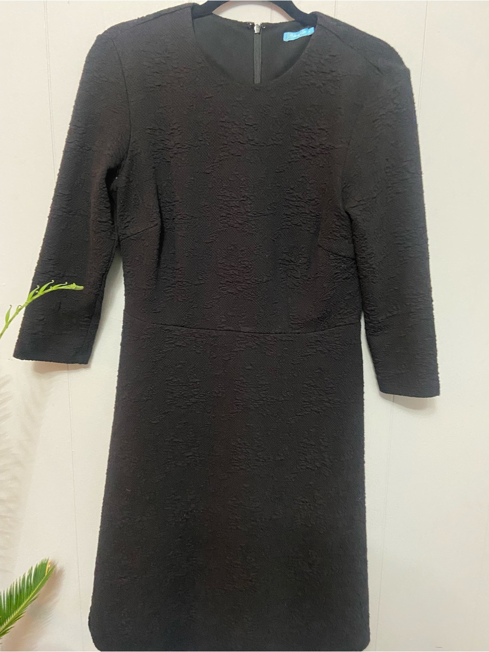 J. McLaughlin Black Textured Three-Quarter Sleeve Sheath Dress